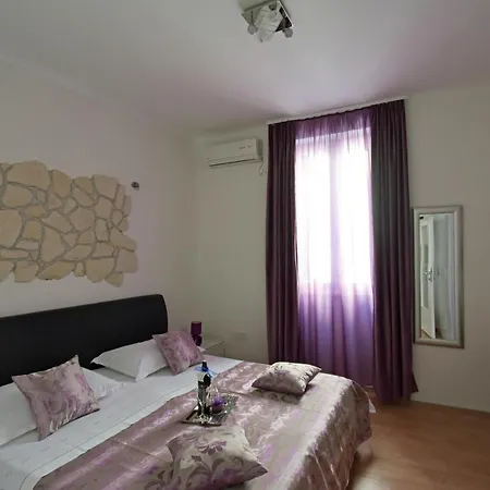 Gostinjska kuća And With Wifi - 18909 3*